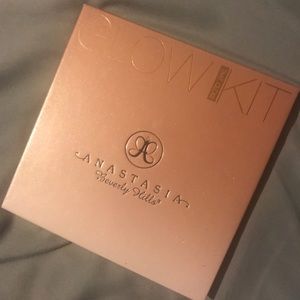 ABH That Glow, Glow Kit